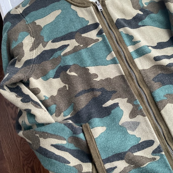 J Crew camo jacket - Picture 2 of 5